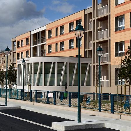 Aparthotel Domitys Le Jardin Des Trois Rois Romorantin-Lanthenay Exteriér fotografie