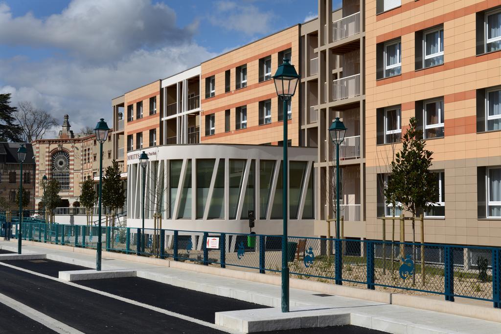 Aparthotel Domitys Le Jardin Des Trois Rois Romorantin-Lanthenay Exteriér fotografie