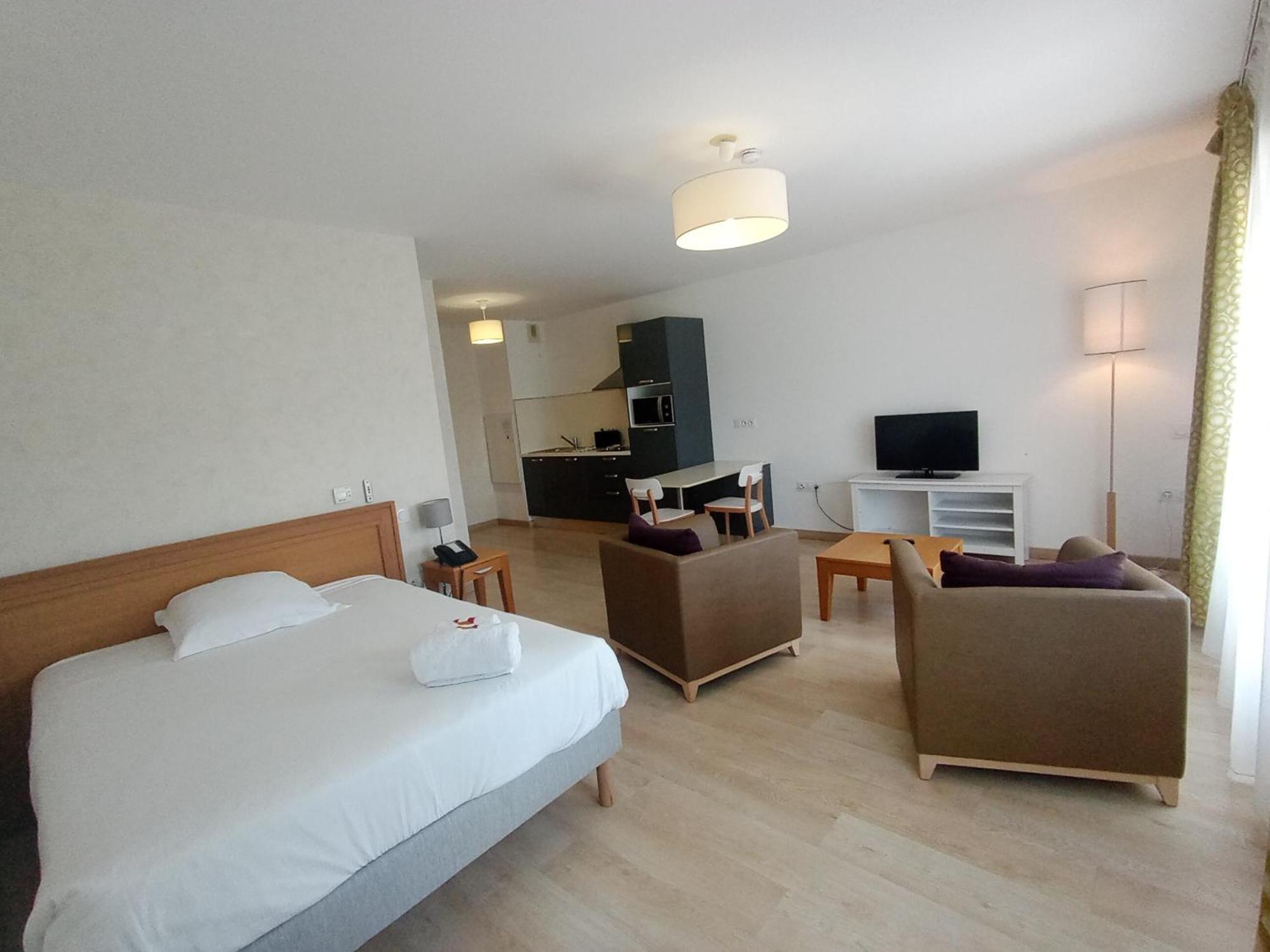 Aparthotel Domitys Le Jardin Des Trois Rois Romorantin-Lanthenay Pokoj fotografie