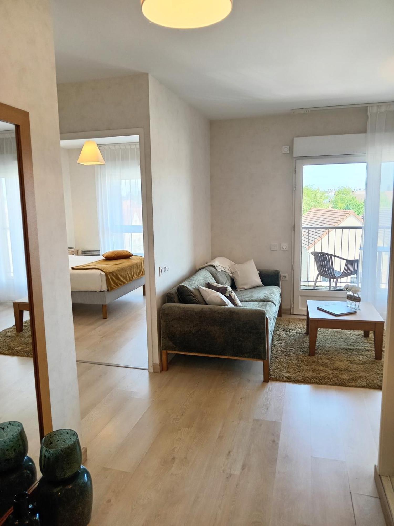 Aparthotel Domitys Le Jardin Des Trois Rois Romorantin-Lanthenay Exteriér fotografie