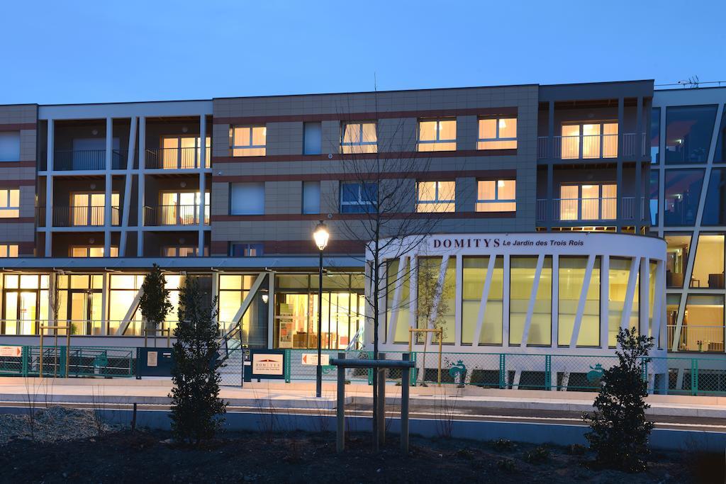 Aparthotel Domitys Le Jardin Des Trois Rois Romorantin-Lanthenay Exteriér fotografie