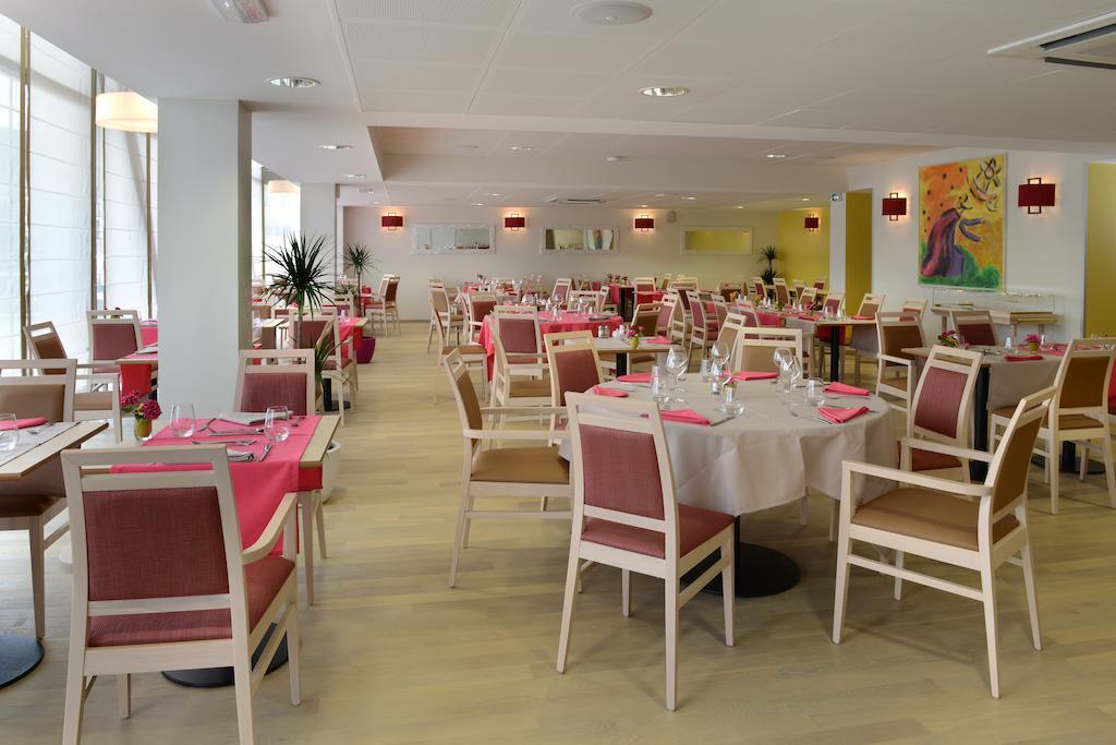 Aparthotel Domitys Le Jardin Des Trois Rois Romorantin-Lanthenay Exteriér fotografie